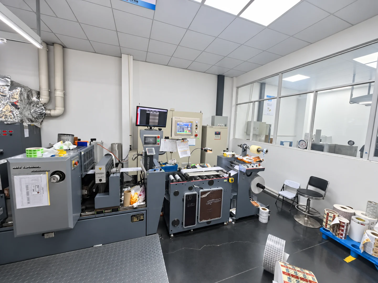 AI-retouched illustration of the Jia Hong / Ke Mei label production room